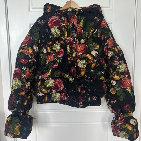 Selkie RARE Highland Fling Black Floral Hooded Puffer Jacket Size Medium - Picture 1 of 4
